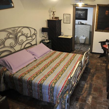 Agriturismo La Contessa (Adults Only) 菲纳莱利古雷 外观 照片