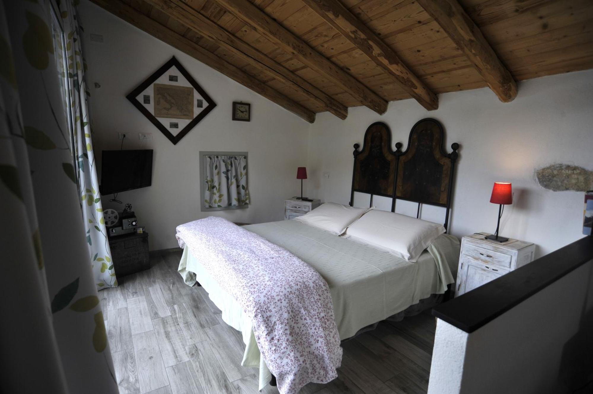 Agriturismo La Contessa (Adults Only) 菲纳莱利古雷 外观 照片
