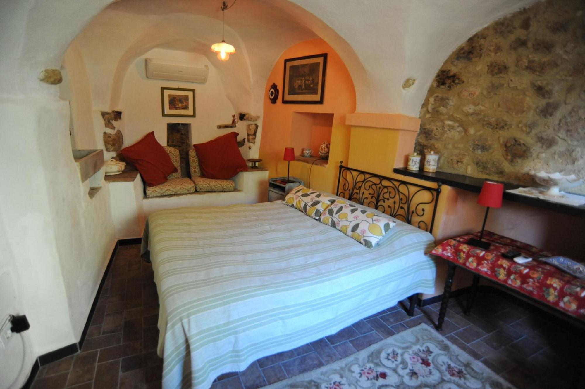 Agriturismo La Contessa (Adults Only) 菲纳莱利古雷 外观 照片