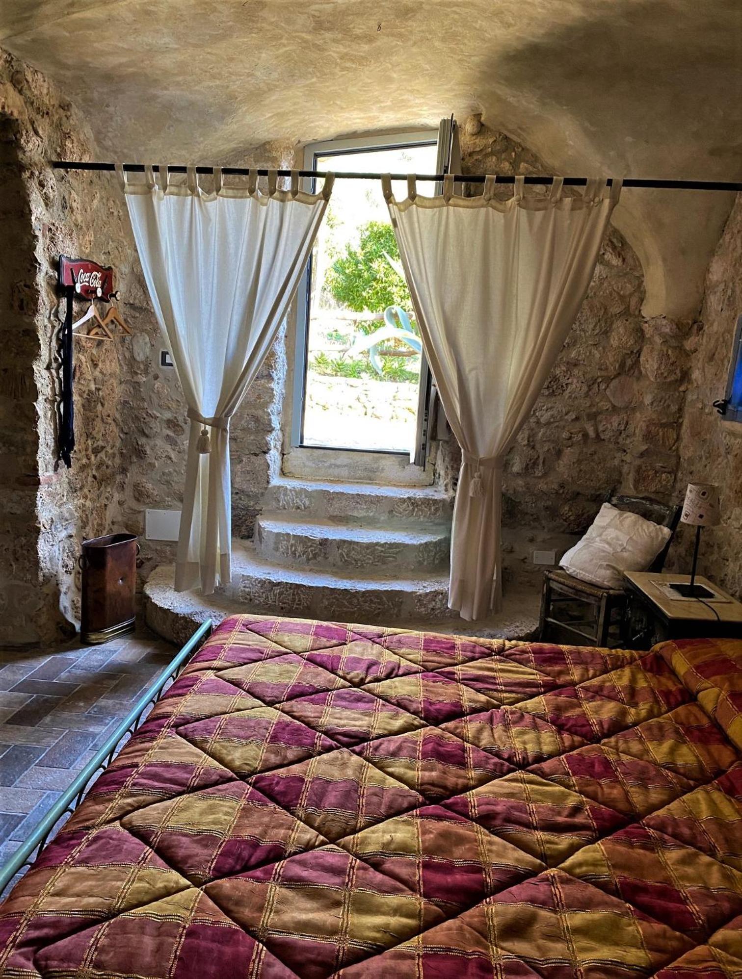 Agriturismo La Contessa (Adults Only) 菲纳莱利古雷 外观 照片