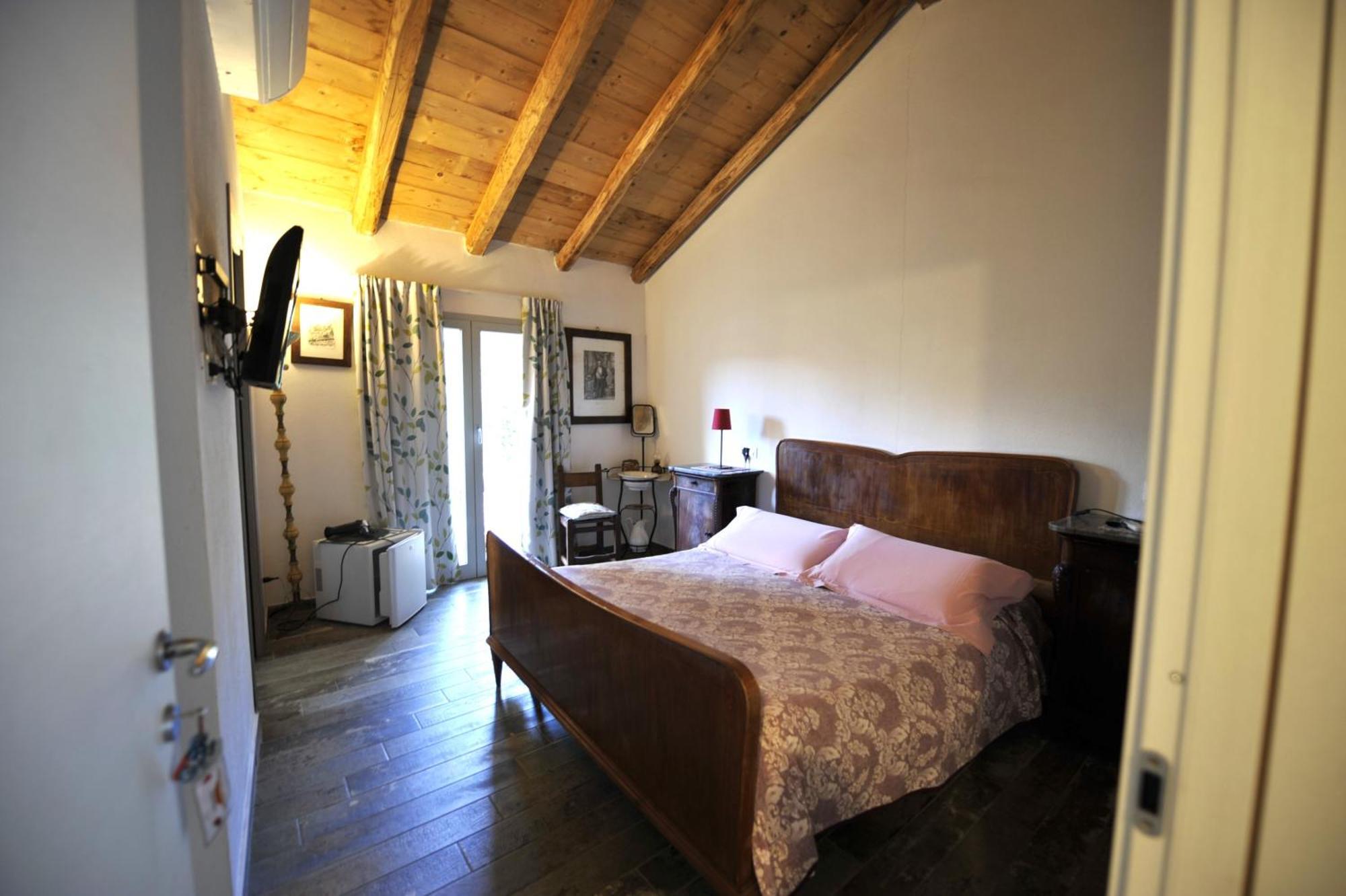 Agriturismo La Contessa (Adults Only) 菲纳莱利古雷 外观 照片